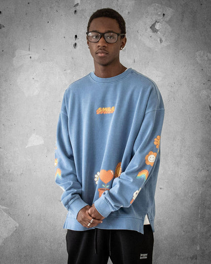 Stay Groovy Smile | Blue Retro Men's Sweatshirt