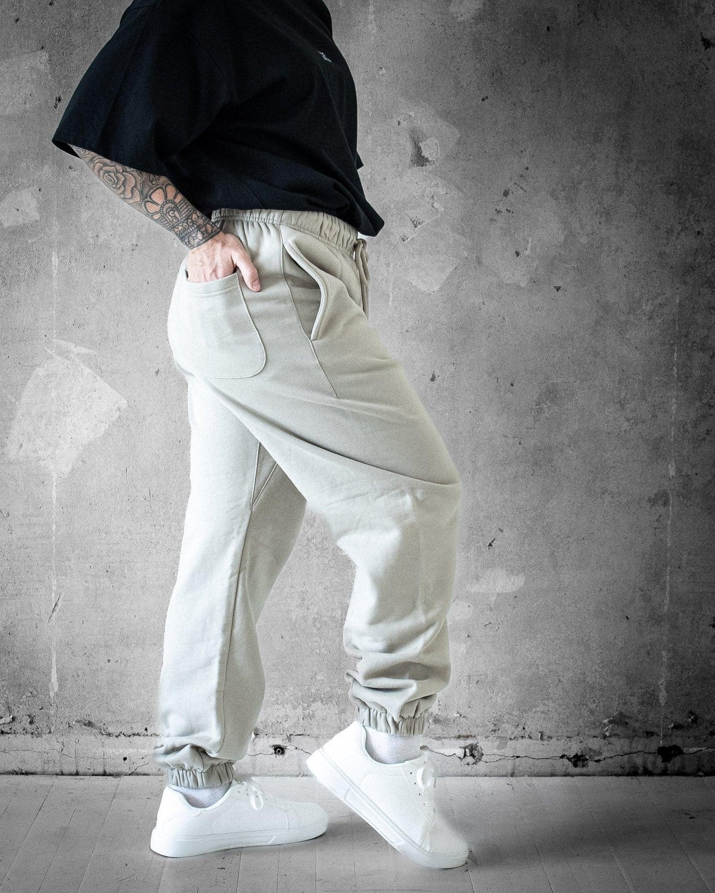 Bregos Pants | Camel Women's Sweatpants